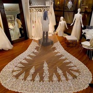 Cathedral Wedding Veil New Ivory
